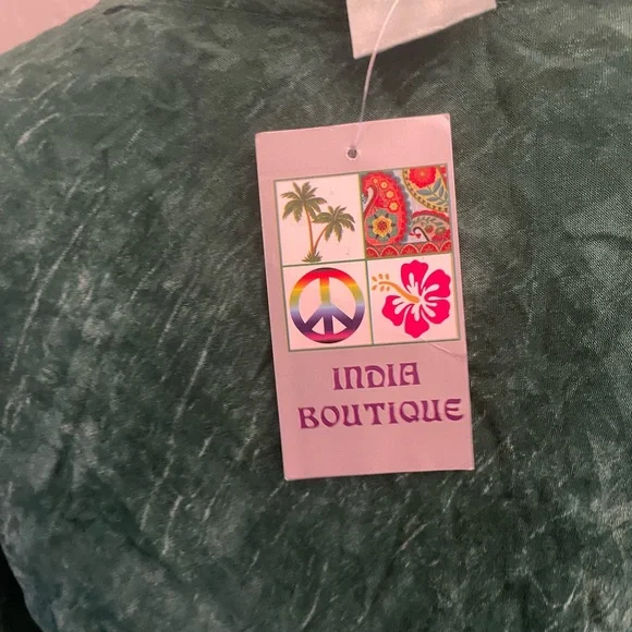 India Boutique Green and White Tunic Top - Picture 3 of 3